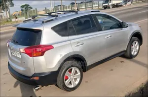 Toyota RAV4 2015 Gris