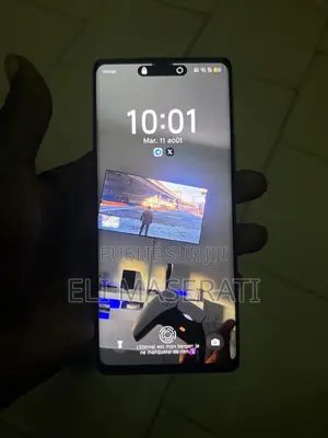 Nouveau Tecno Camon 30S 128 GB Bleu