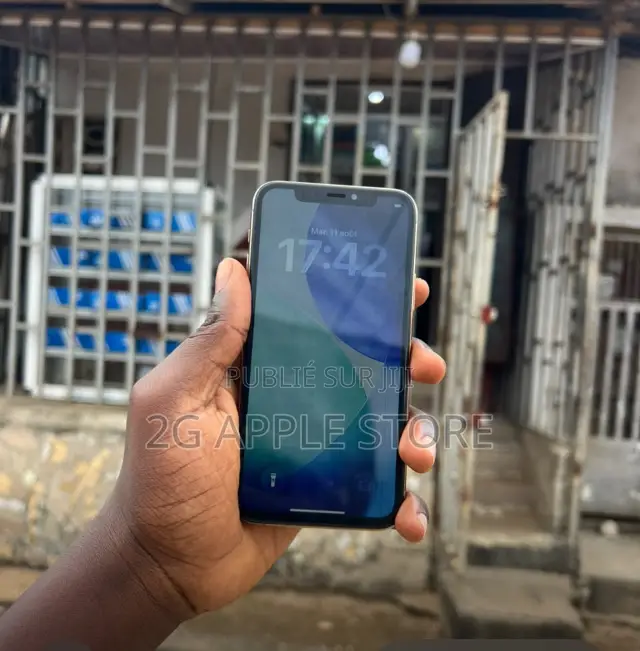 Nouveau Apple iPhone 11 Pro 64 GB Doré