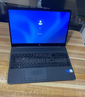 Nouveau Ordinateur portable HP Pavilion 15t 8GB Intel Core i5 SSD 256GB