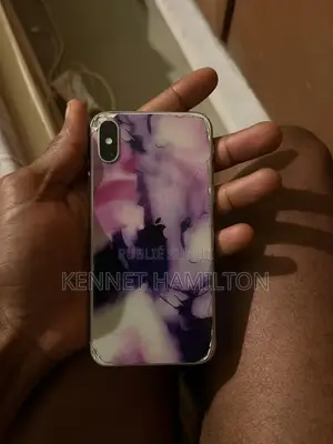 Apple iPhone X 64 GB Autre