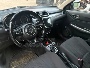 Suzuki Dzire 2022 Marron
