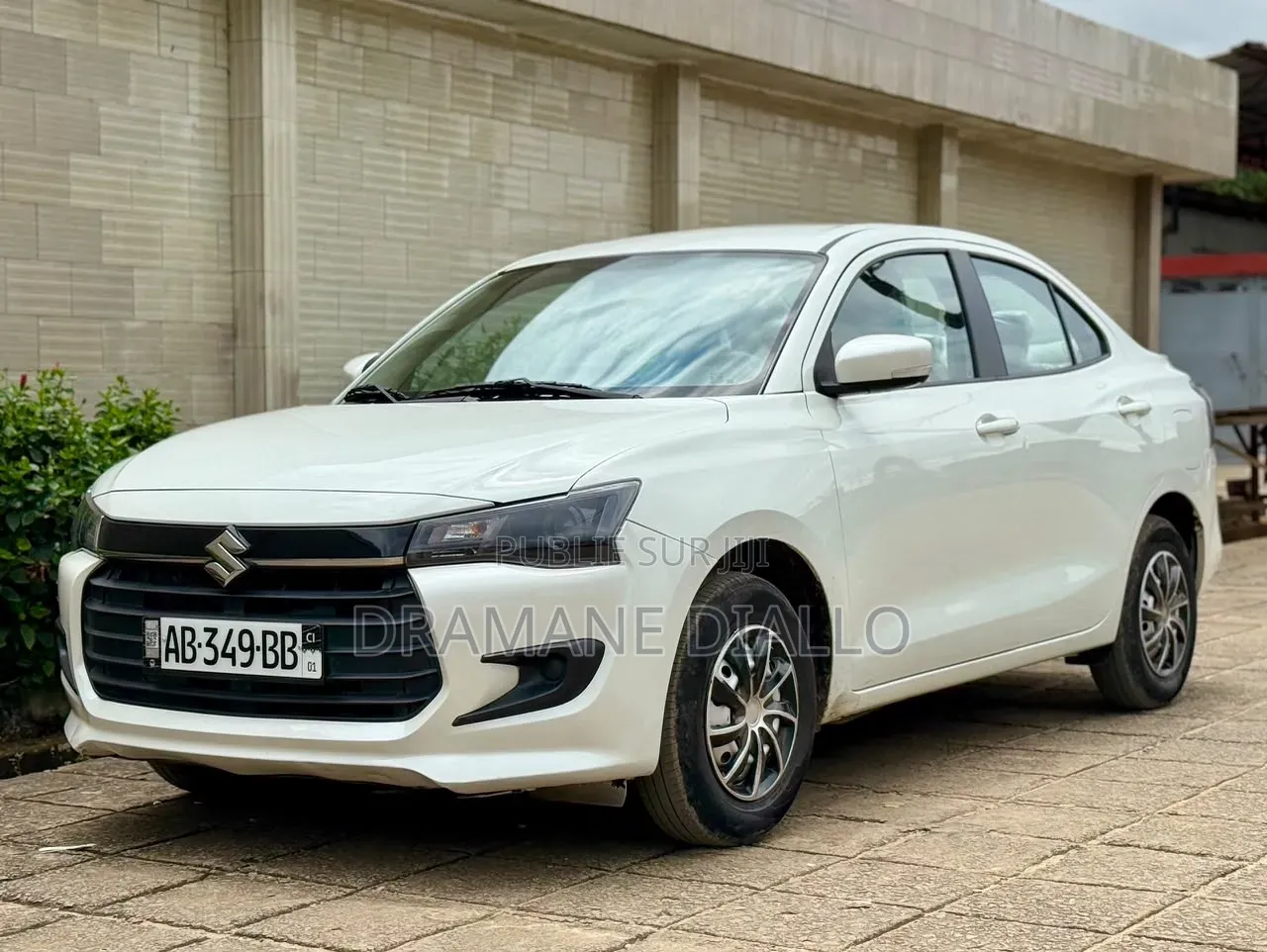 Suzuki Dzire 2025 Blanc cassé