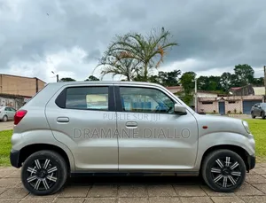 Suzuki S-Presso 2024 Gris