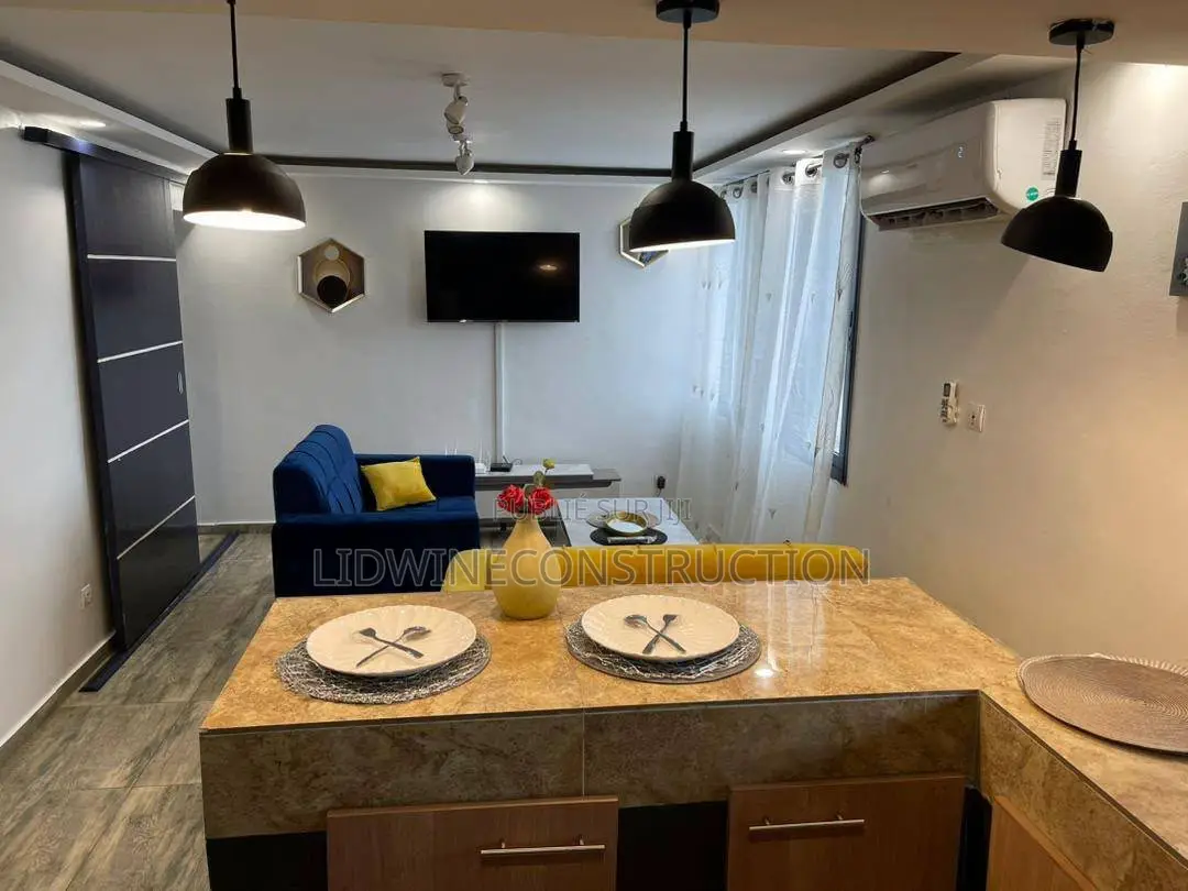 Appartement Meuble 3 Piee a Louer Koummassi Grand Arrefour