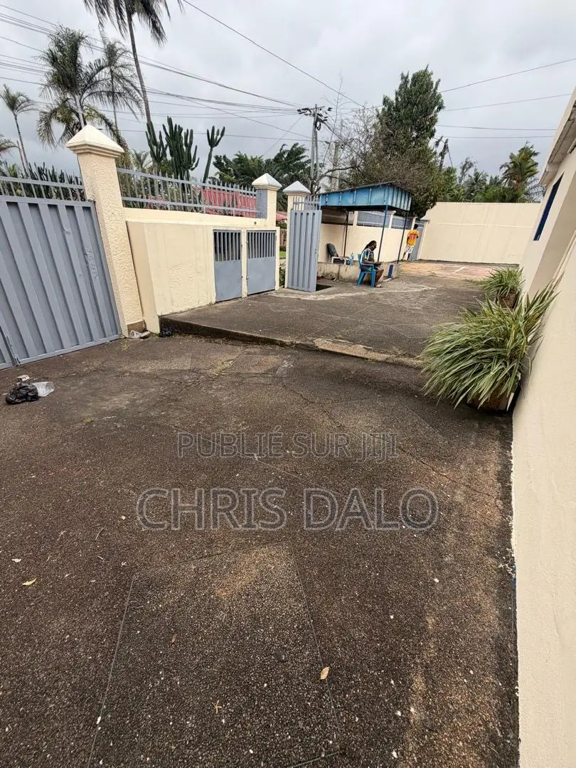 20chbre Duplex dans Sang, Deux Plateaux à Vendre