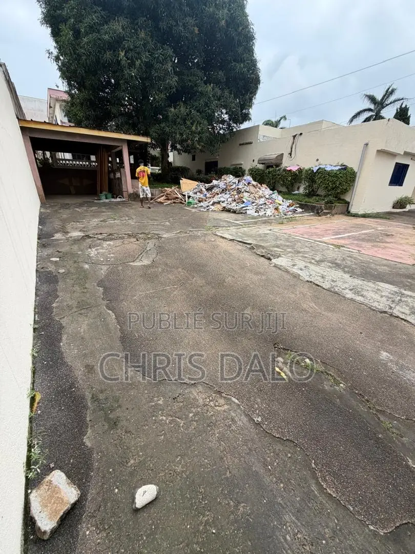 20chbre Duplex dans Sang, Deux Plateaux à Vendre