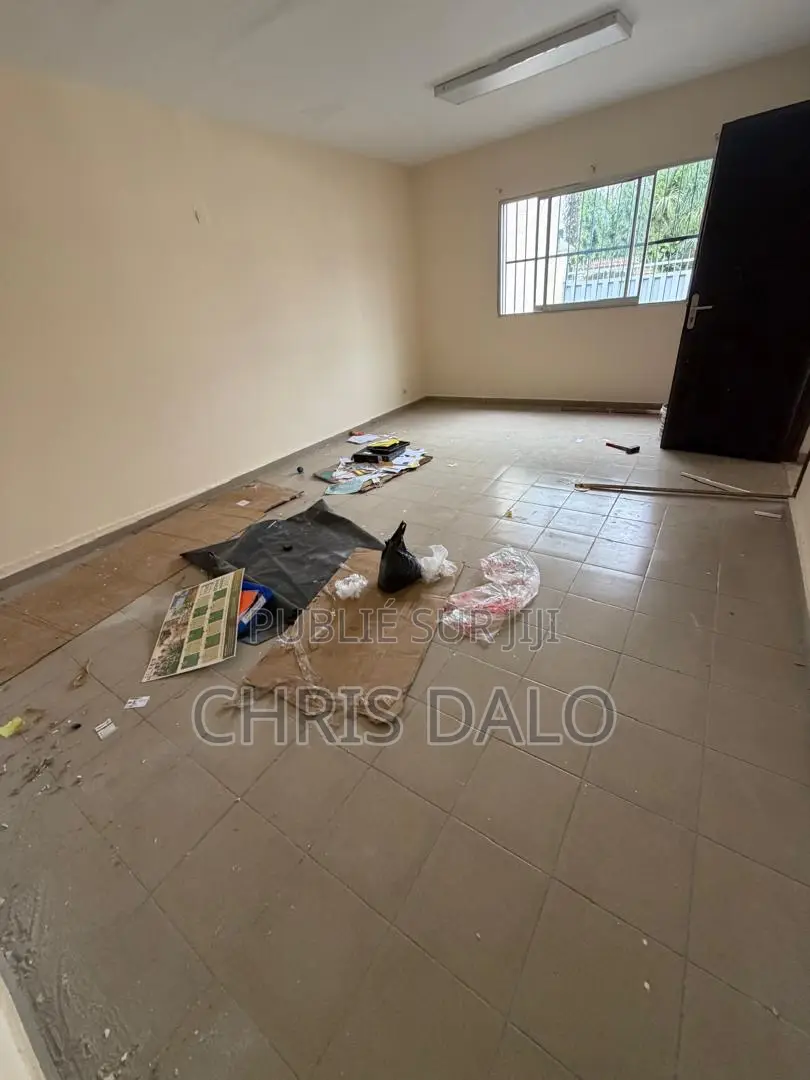 20chbre Duplex dans Sang, Deux Plateaux à Vendre