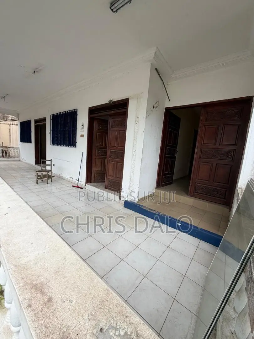 20chbre Duplex dans Sang, Deux Plateaux à Vendre