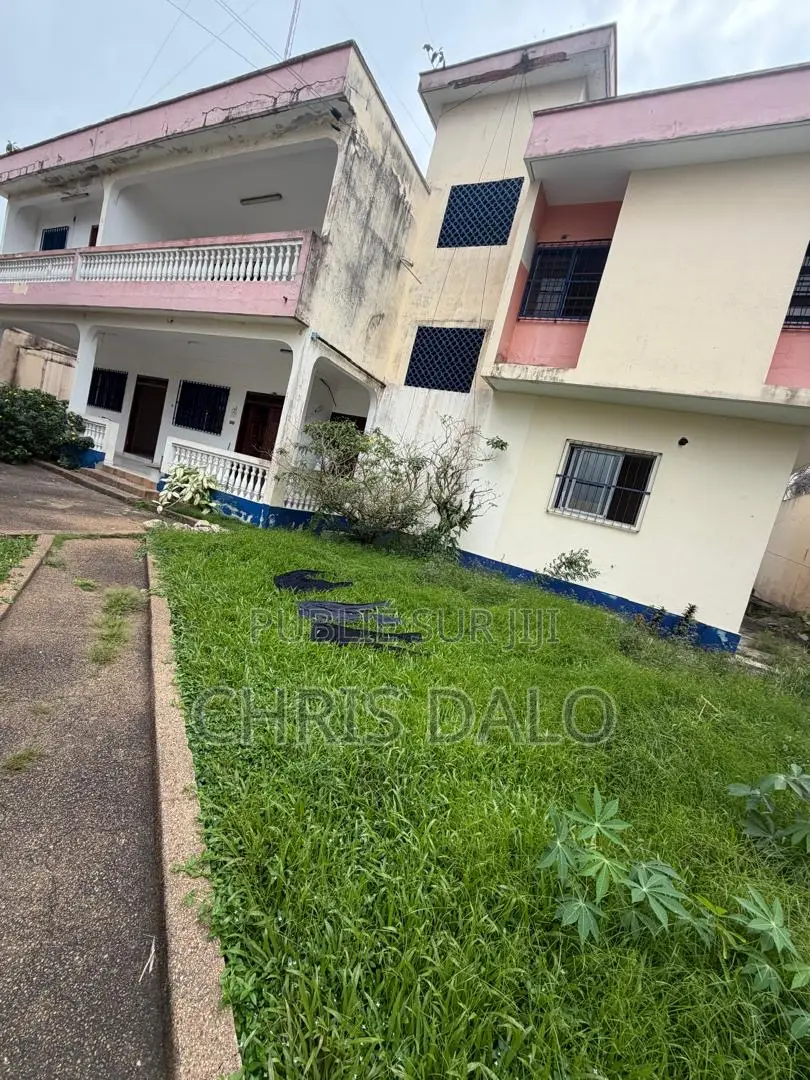 20chbre Duplex dans Sang, Deux Plateaux à Vendre
