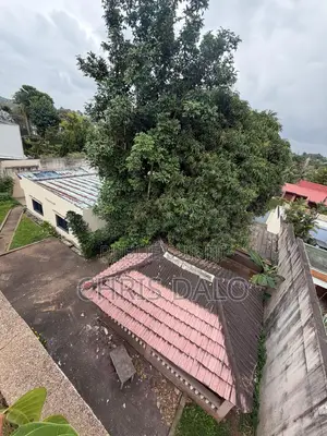 20chbre Duplex dans Sang, Deux Plateaux à Vendre