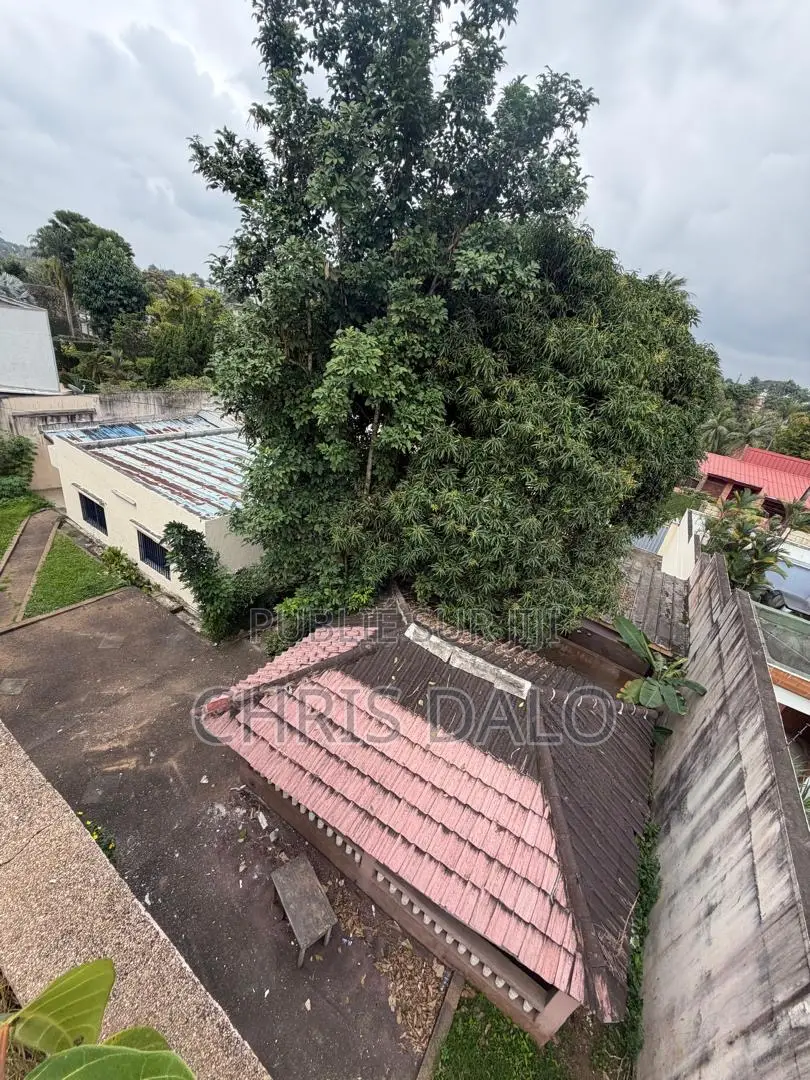 20chbre Duplex dans Sang, Deux Plateaux à Vendre