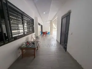 1chbre Duplex dans Issouf Sawadogo, Cocody à Vendre