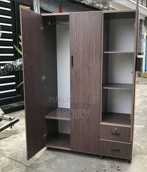Placard De Chambre Moderne Avec Vitre Coulissante