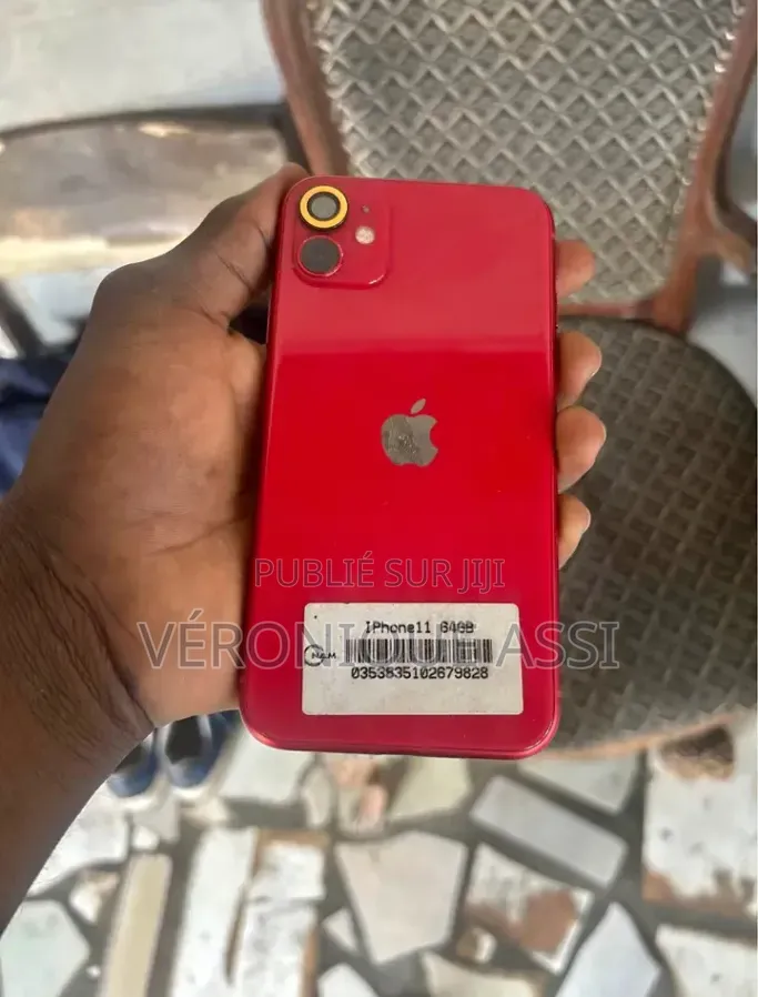 Apple iPhone 11 64 GB Rouge