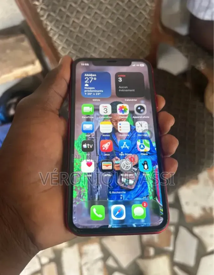 Apple iPhone 11 64 GB Rouge