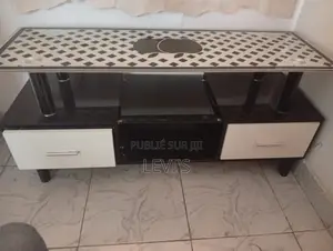 Meuble Vitré Avec Deux Armoires