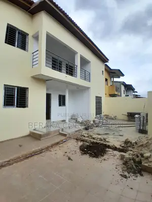 4chbre Duplex dans Beraka Corporation, Cocody à Louer