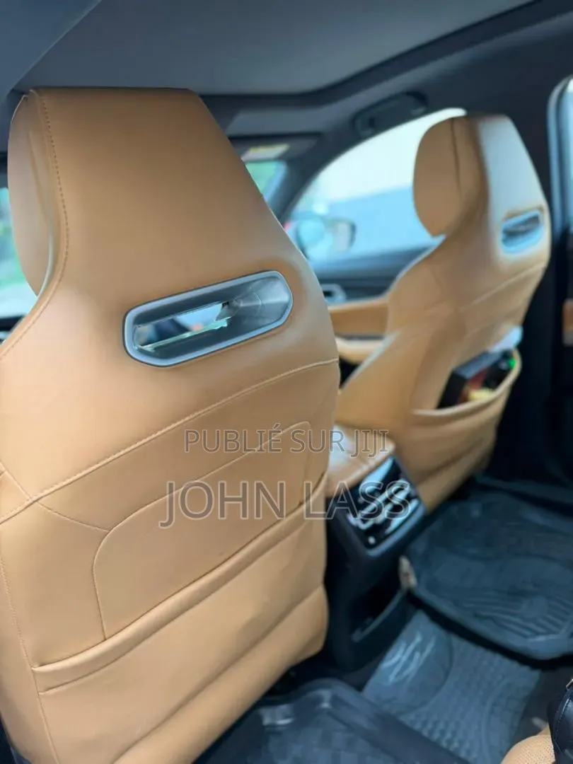 Changan UNI-K 2024 Blanc cassé