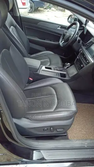 Hyundai Sonata Limited 2.0T Seban (2.0L 4cyl 6A) 2017 Noir