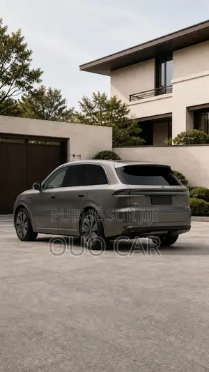 Nouveau Li Auto L8 2025 Noir