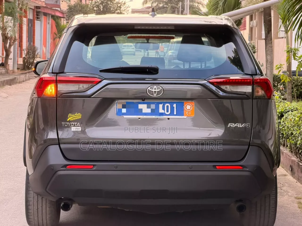 Toyota RAV4 2022 Gris