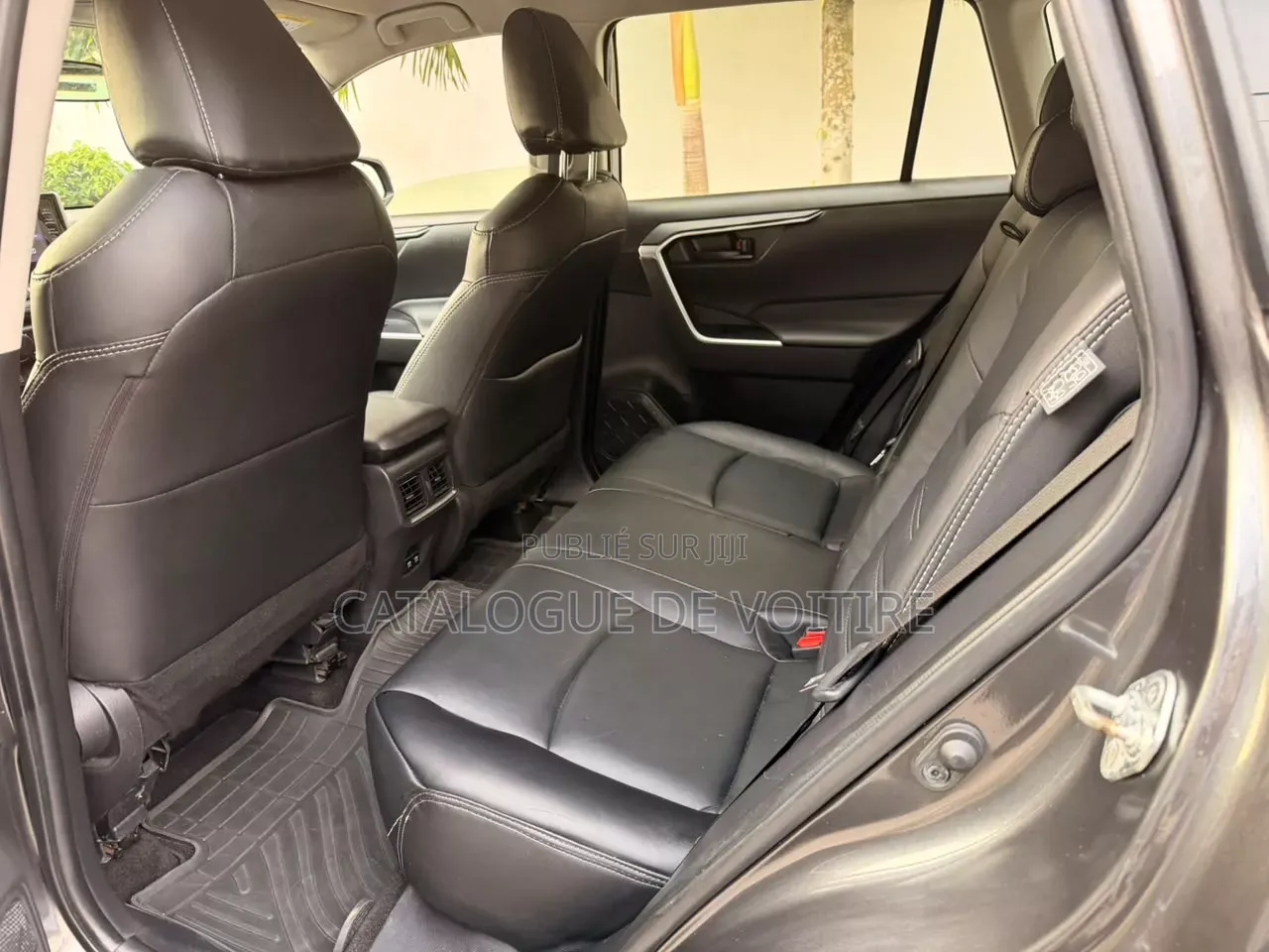 Toyota RAV4 2022 Gris