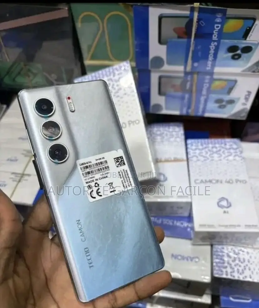 Nouveau Tecno Camon 40 Pro 4G 128 GB Autre