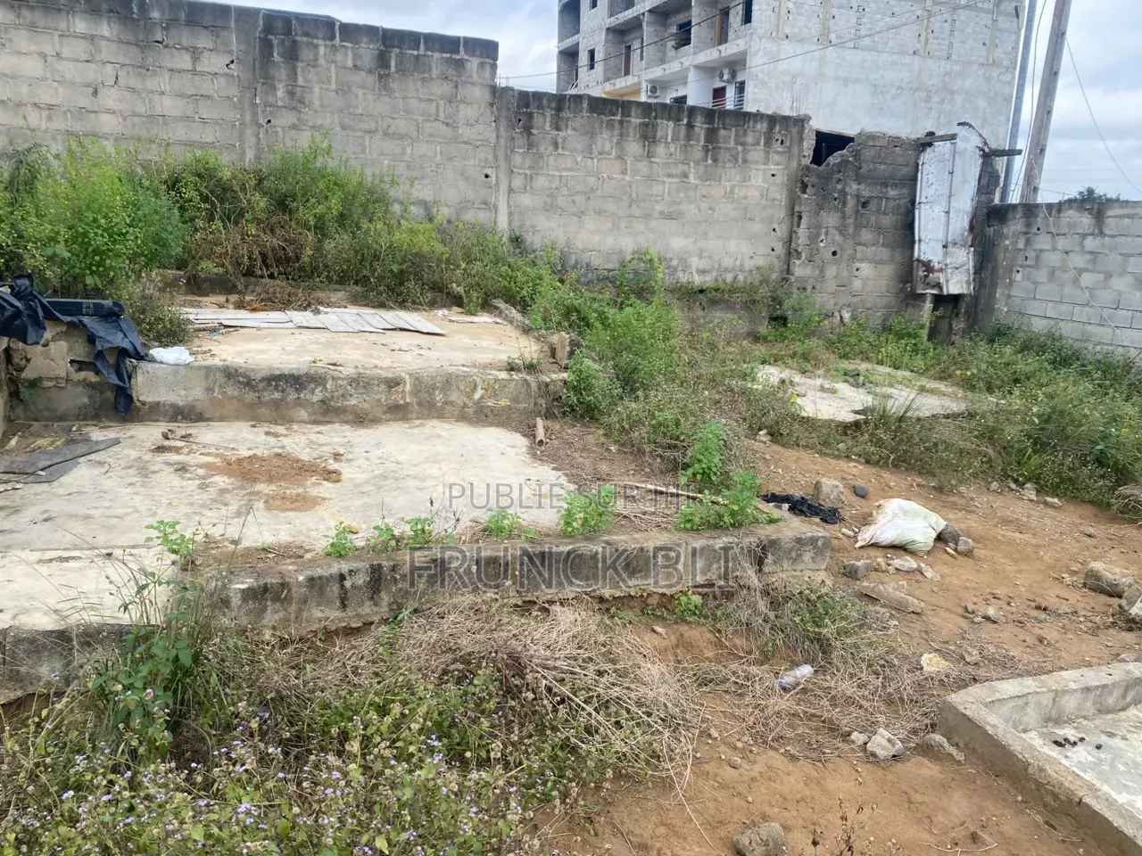 Terrain a Vendre