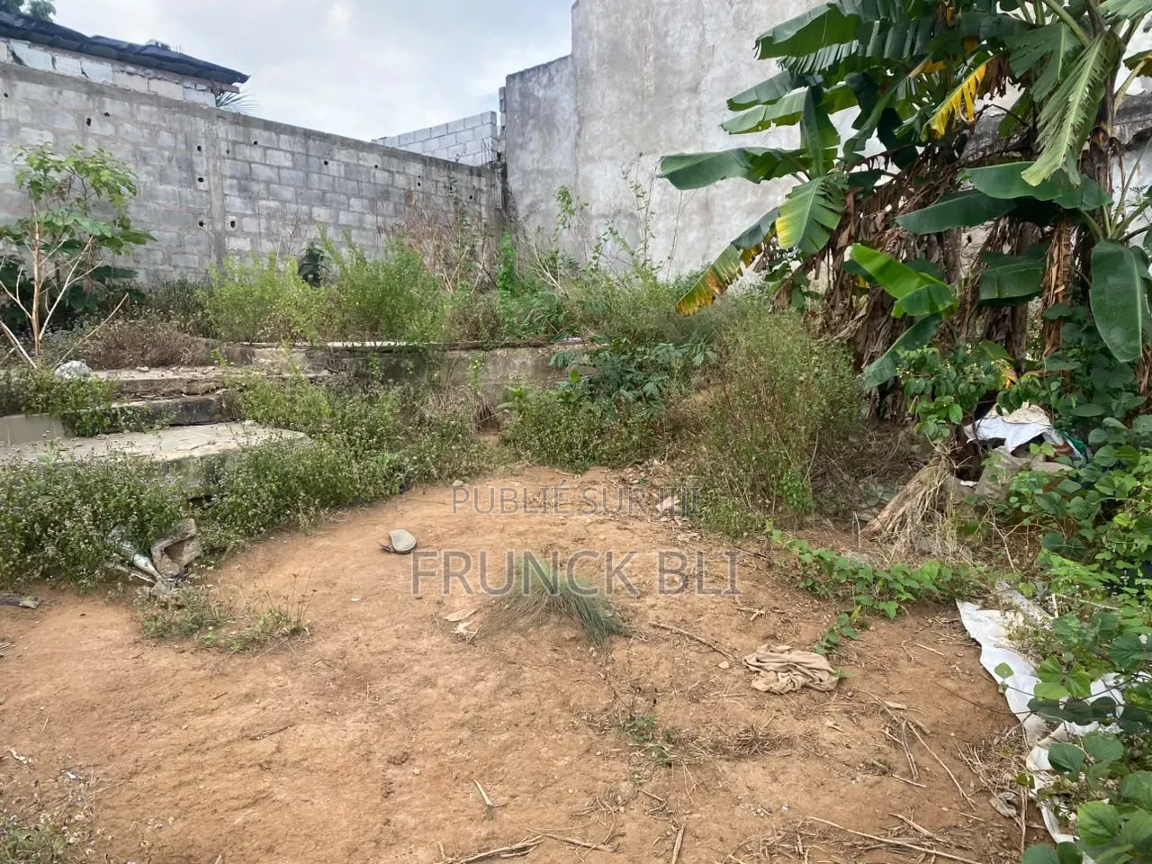 Terrain a Vendre
