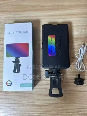 Kit d'Éclairage Vidéo Portable LED RVB + Boîte À Lumière