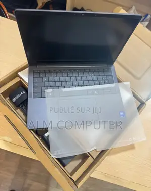 Nouveau Dell 14 Premium 32GB Intel Core Ultra 7 SSD 512GB