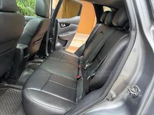 Nissan Qashqai 2015 Gris