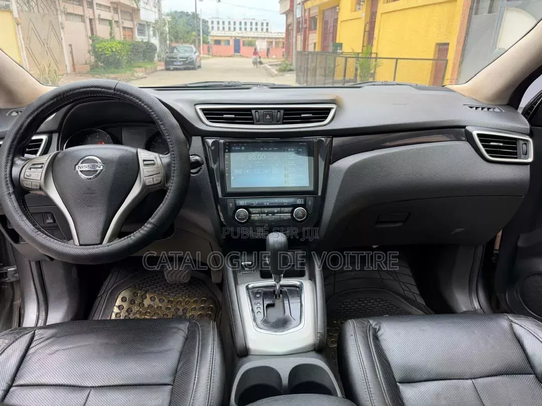 Nissan Qashqai 2015 Gris