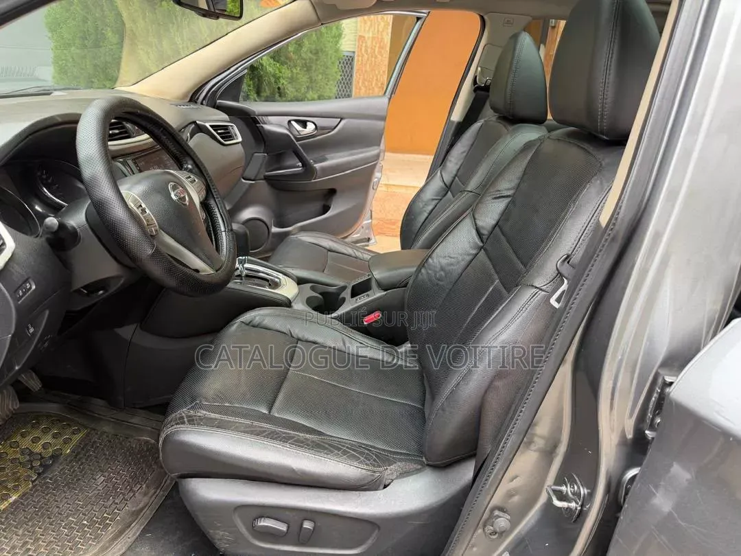 Nissan Qashqai 2015 Gris