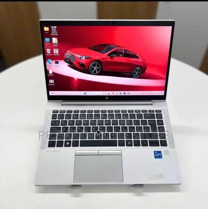 Nouveau HP EliteBook 840 G8 16GB Intel Core i5 SSD 512GB