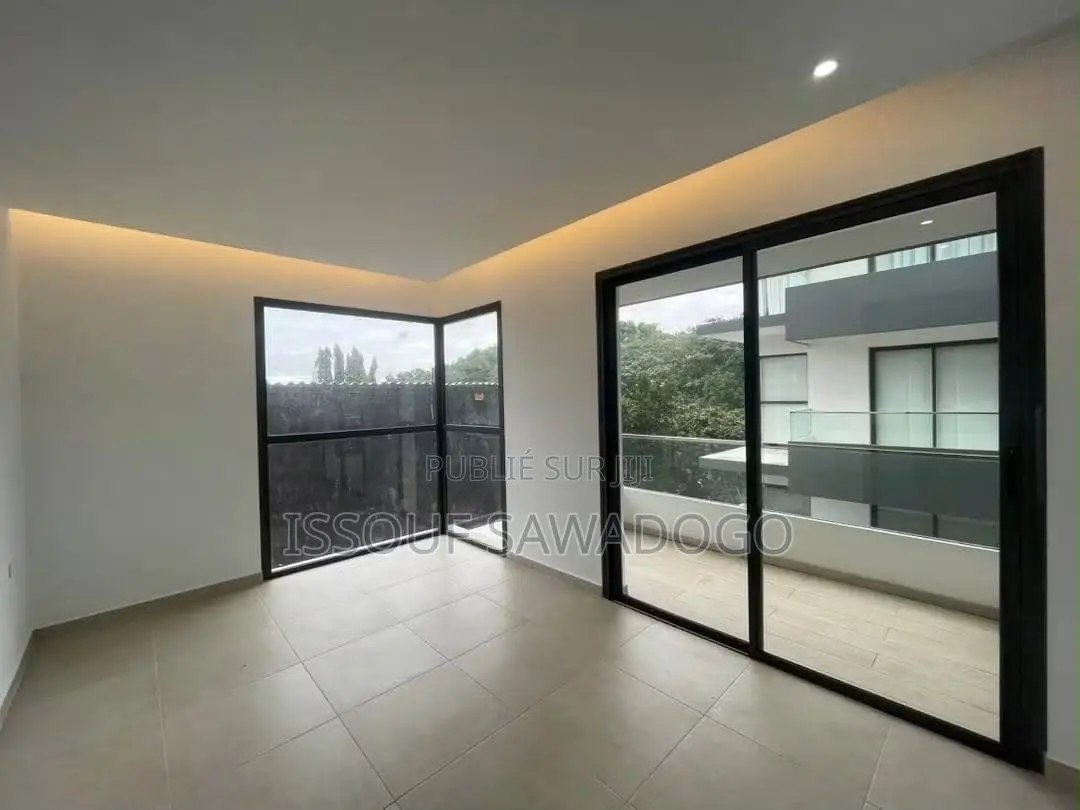 4chbre Appartement-terrasse dans Isbank, Cocody à Louer