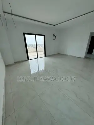 4chbre Appartement dans Isbank, Cocody à Vendre