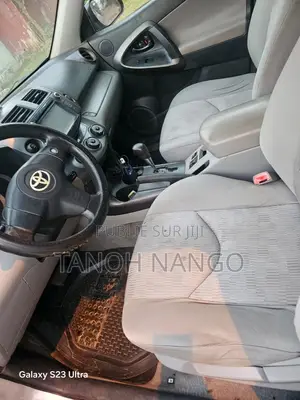Toyota RAV4 2012 Gris