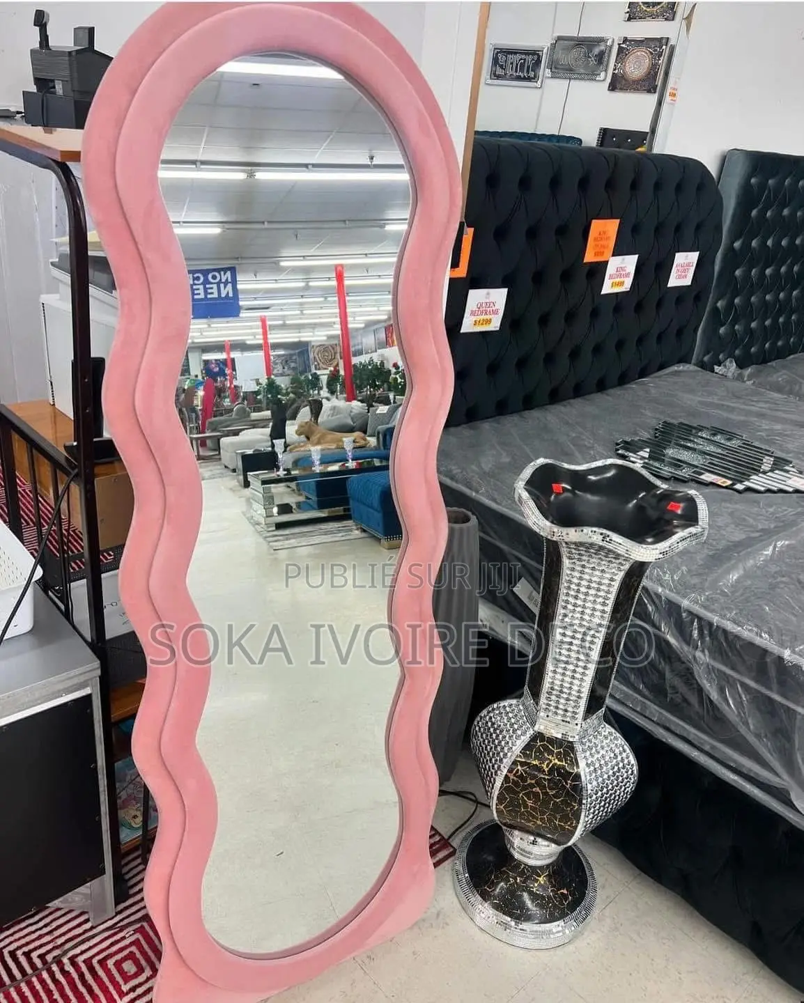 Miroir Mural Design Avec Cadre Doré