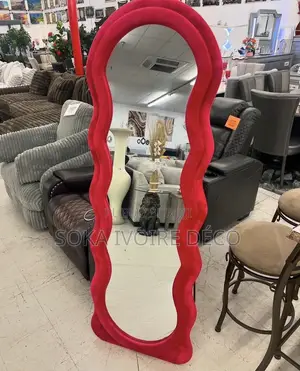 Miroir Mural Design Avec Cadre Doré