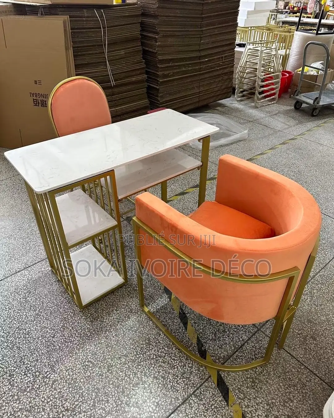 Ensemble Fauteuils Table Salon De Coiffure