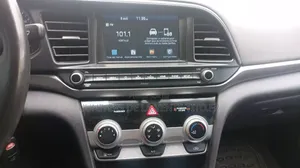 Hyundai Elantra Limited 2021 Gris