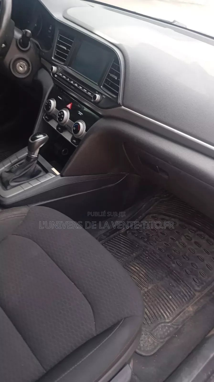 Hyundai Elantra Limited 2021 Gris