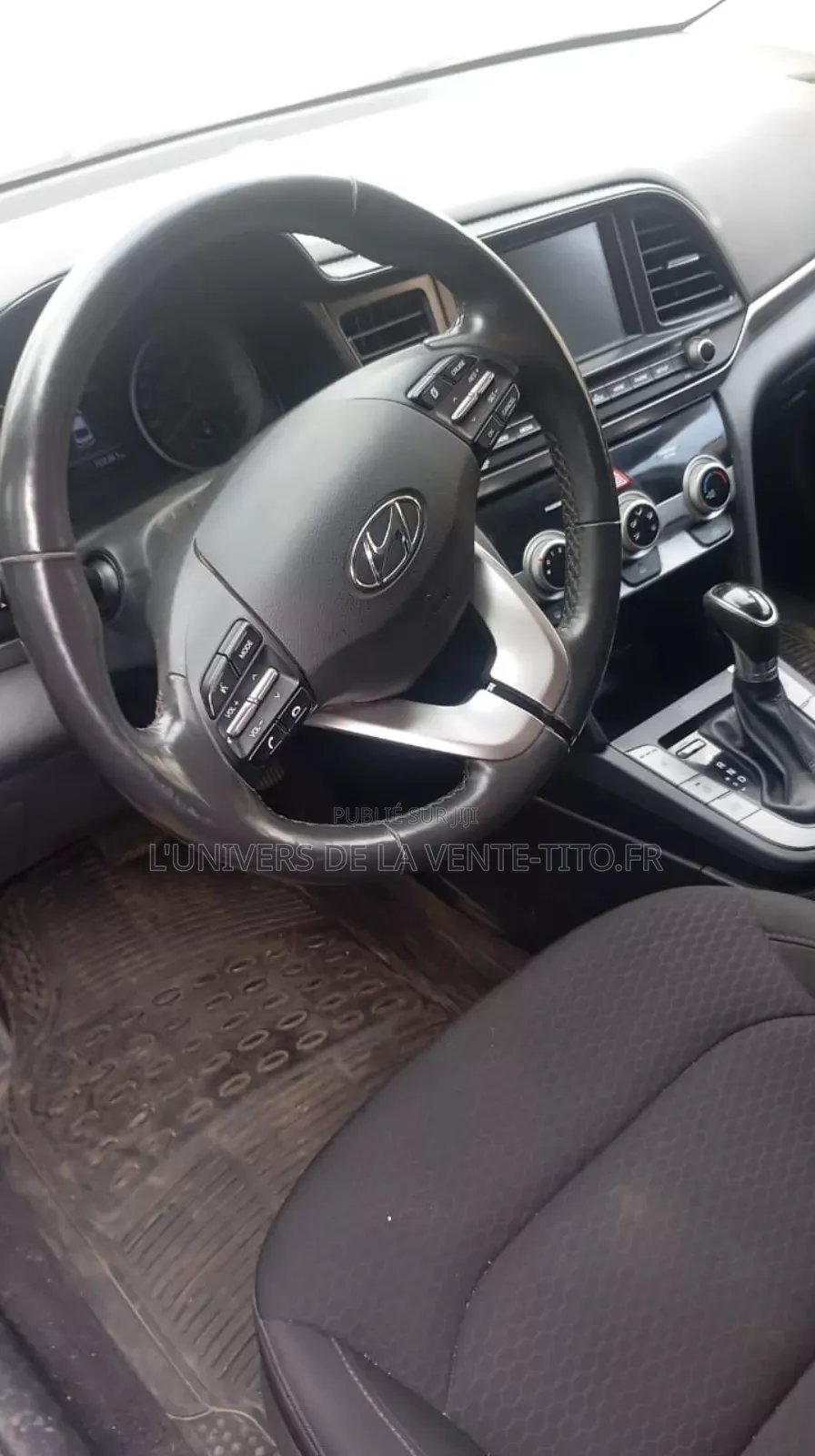 Hyundai Elantra Limited 2021 Gris