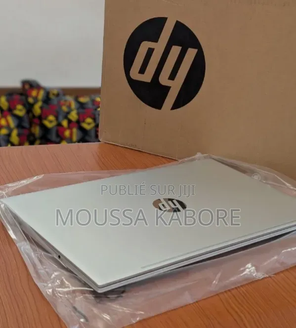 Nouveau Ordinateur de bureau HP 200 G4 256GB Intel Core i9 eMMC 256GB