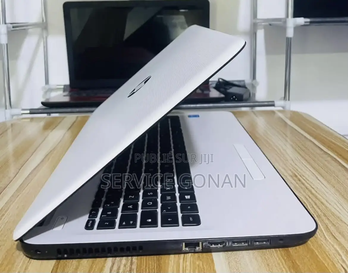 Nouveau HP EliteBook 840 G3 4GB Intel Core i3 HDD 500GB