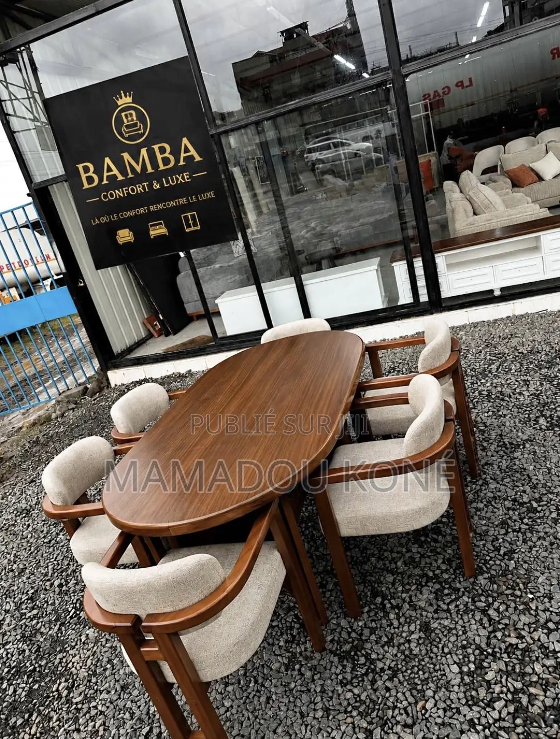 Table a Manger Disponible Sur Commande