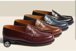 Paires De Souliers (Mocassins)