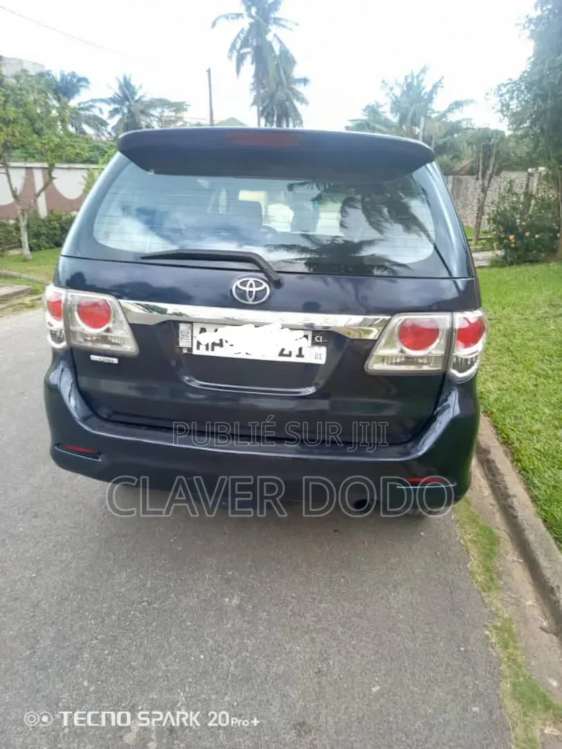 Toyota Fortuner 2016 Noir